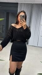 Sg Ajurlu v Yaka Siyah Triko