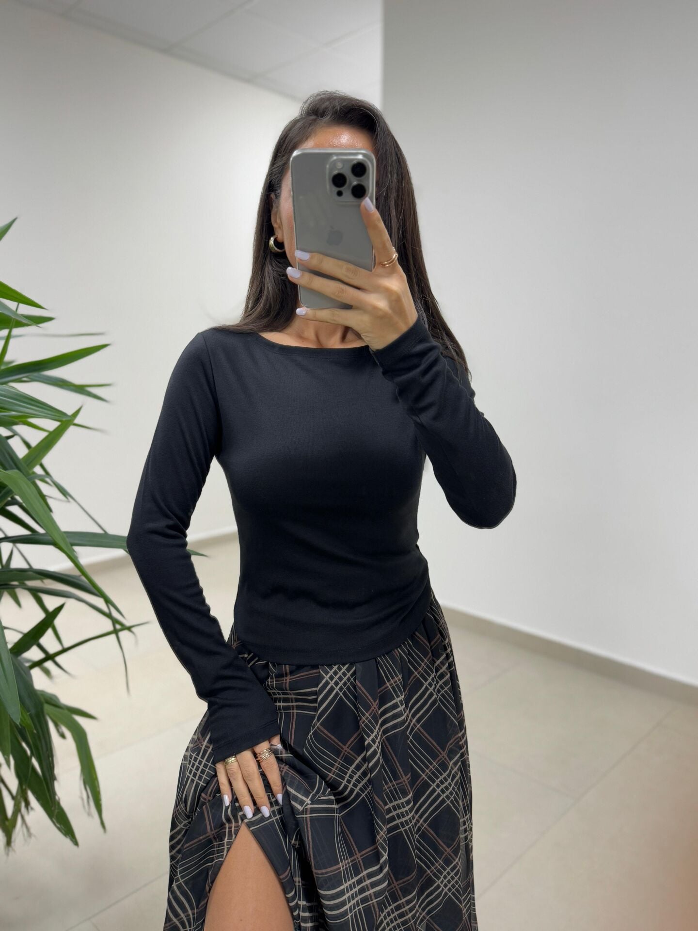 Mz 22800 Kayık Yaka Siyah Bluz