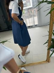 Dr 2624 Weißes Hemd-Jeanskleid mit detaillierten Details