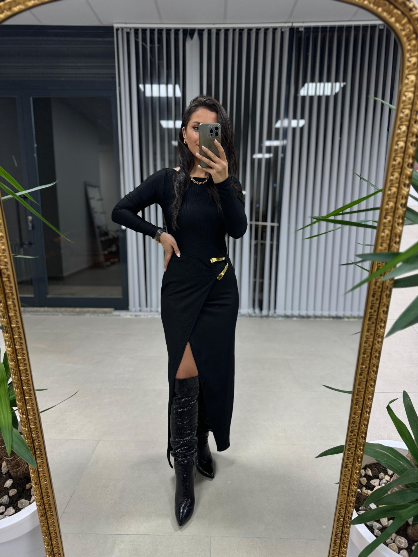 Mz Gold Tokalı Siyah Elbise