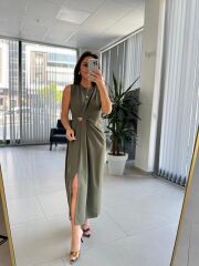 My 3718 Haki Broş Detaylı Krep Elbise