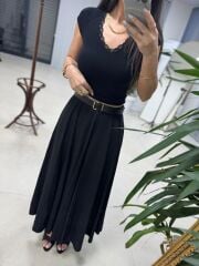 La 56985 Parça Dikişli Kraşlı Siyah Etek