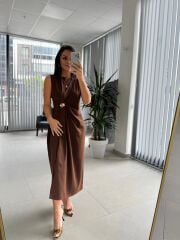 My 3718 Kahve Broş Detaylı Krep Elbise