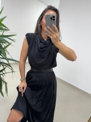 MZ 20554 Siyah Vatkalı Degaje Yaka Bluz