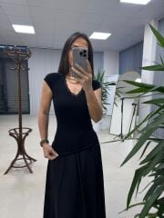 İv 26309 V Yaka Dantelli Siyah Bluz