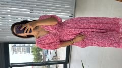 Mng pembe çiçekli yoryo elbise