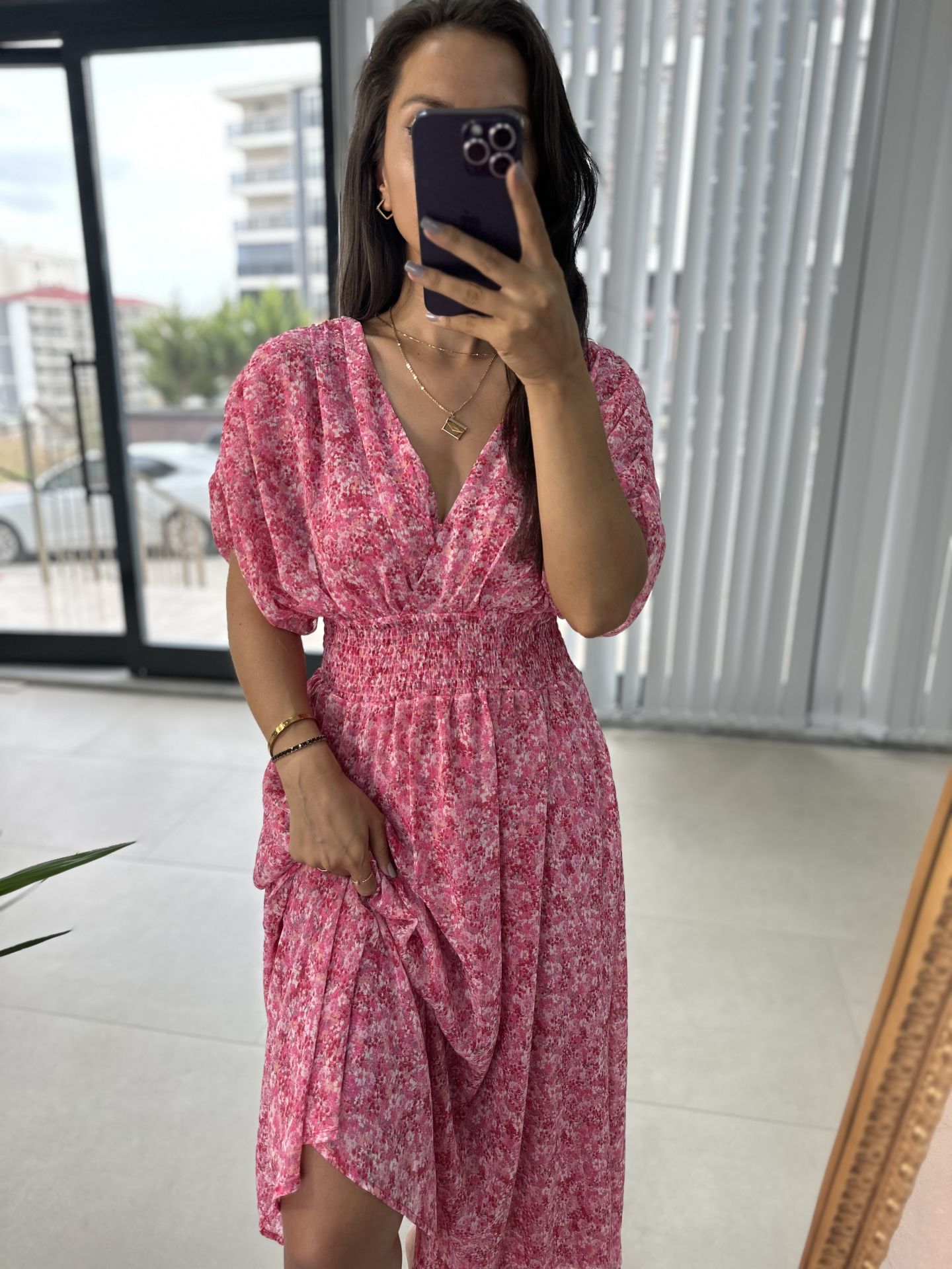 Mng pembe çiçekli yoryo elbise