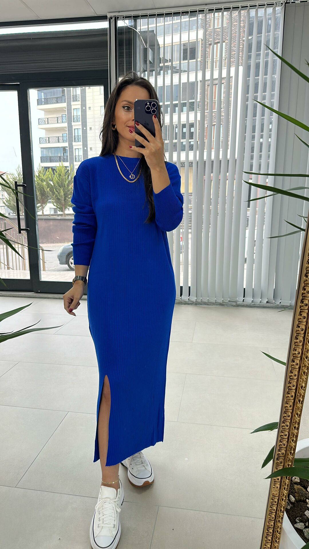 Crew Neck Slit Detailed Saks Dress