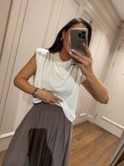 MZ 20554 Beyaz Vatkalı Degaje Yaka Bluz