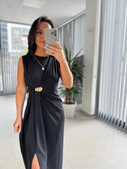 My 3718 Siyah Broş Detaylı Krep Elbise