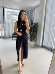 My 3718 Siyah Broş Detaylı Krep Elbise