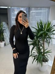 Siyah Fitilli Yırtmaçlı Triko Kalem Elbise