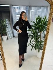 Siyah Fitilli Yırtmaçlı Triko Kalem Elbise