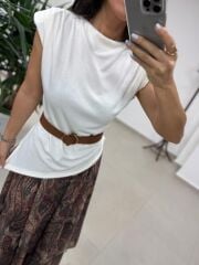 Mz 22805 Vatkalı Verev Kesim Ekru Bluz