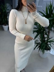 Krem Fitilli Yırtmaçlı Triko Kalem Elbise