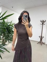 Mz 22805 Vatkalı Verev Kesim Kahve Bluz