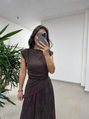 Mz 22805 Vatkalı Verev Kesim Kahve Tişört