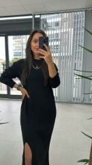 Bisiklet Yaka Yırtmaç Detaylı Siyah Elbise