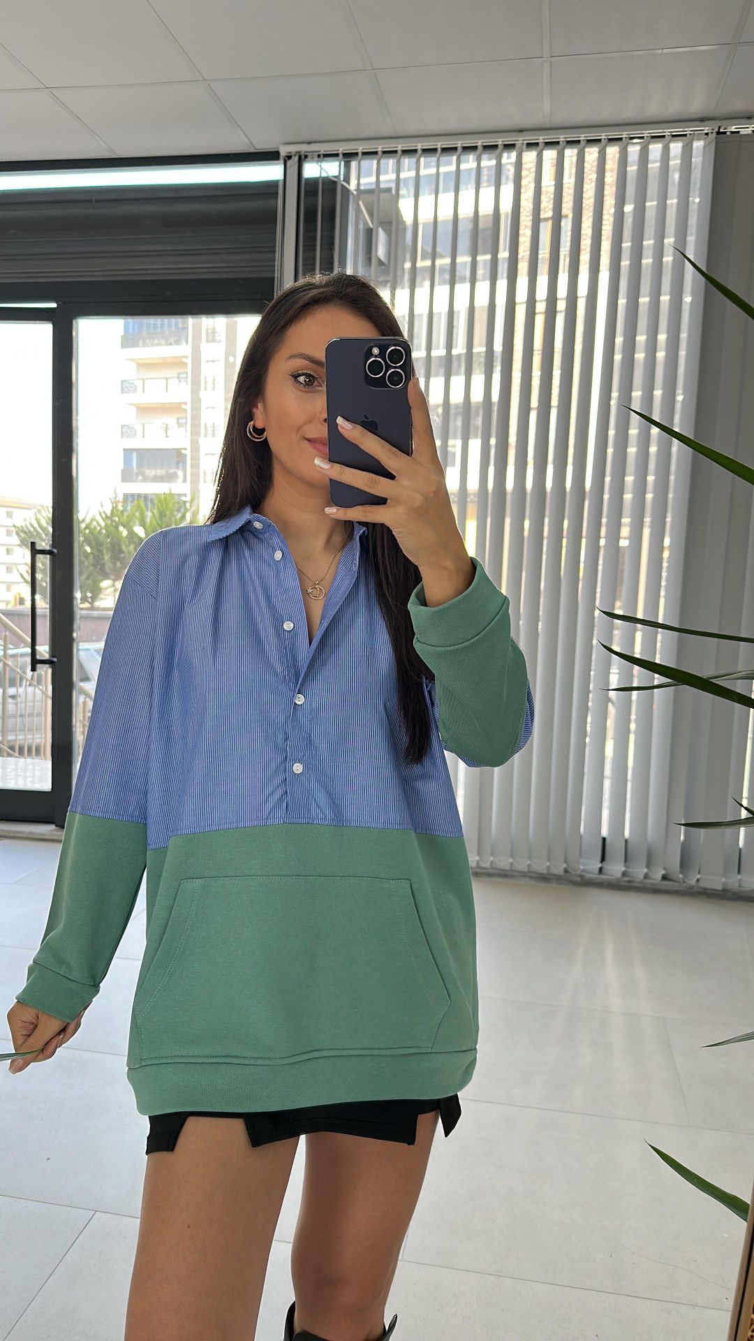 Gömlek Detaylı Yeşil Sweat