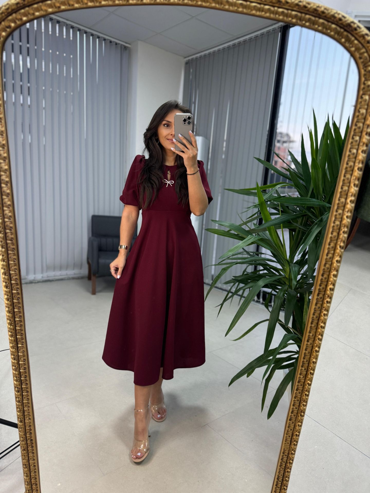My 3578 Fiyonk Broşlu Bordo Elbise