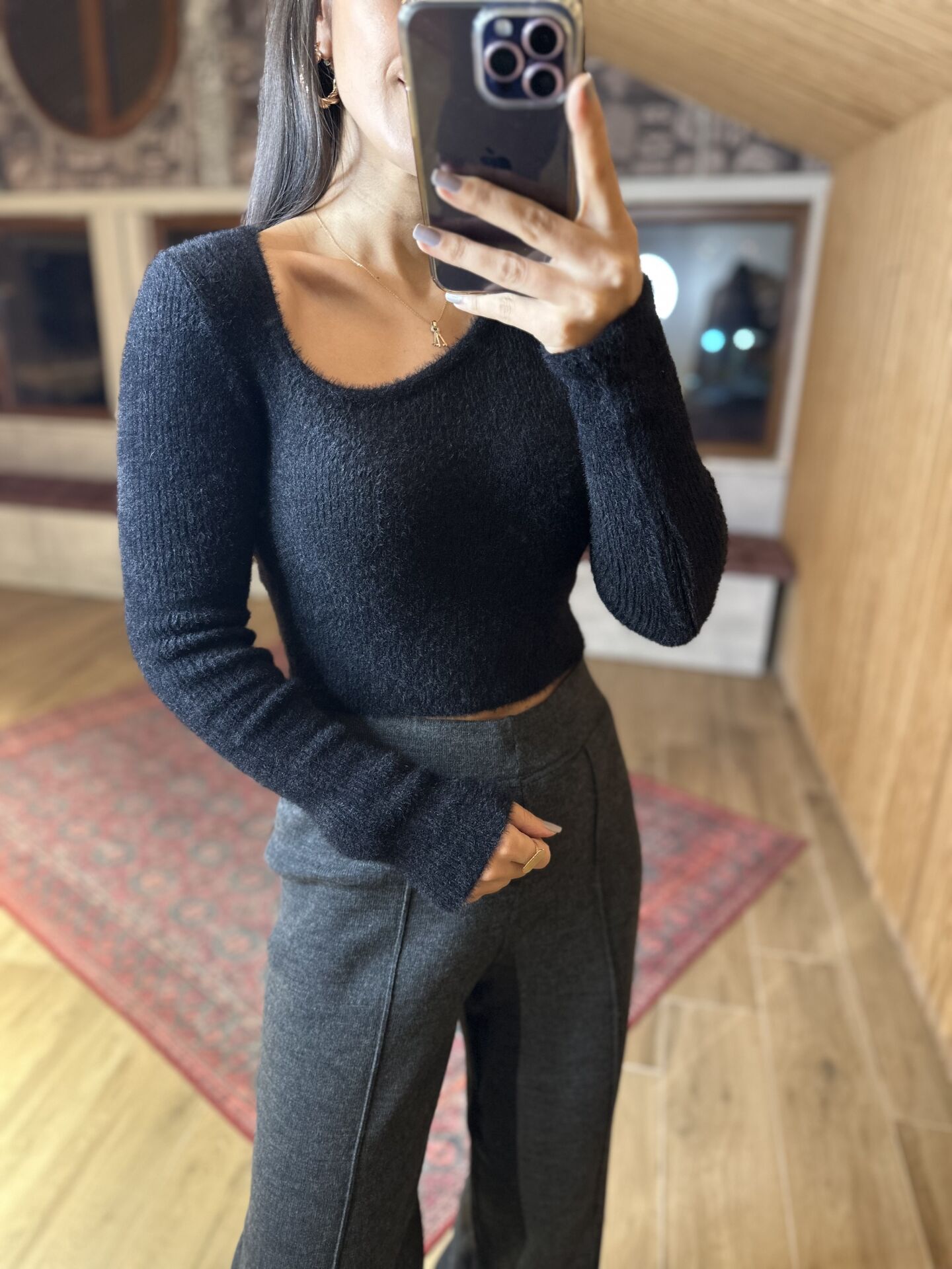Orj marka siyah yumoş crop