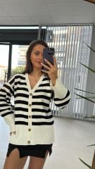 Beyaz Siyah Çizgili Hırka