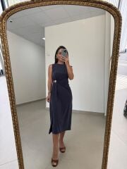 Kk 4240 Tensel Broş Detaylı İndigo Elbise