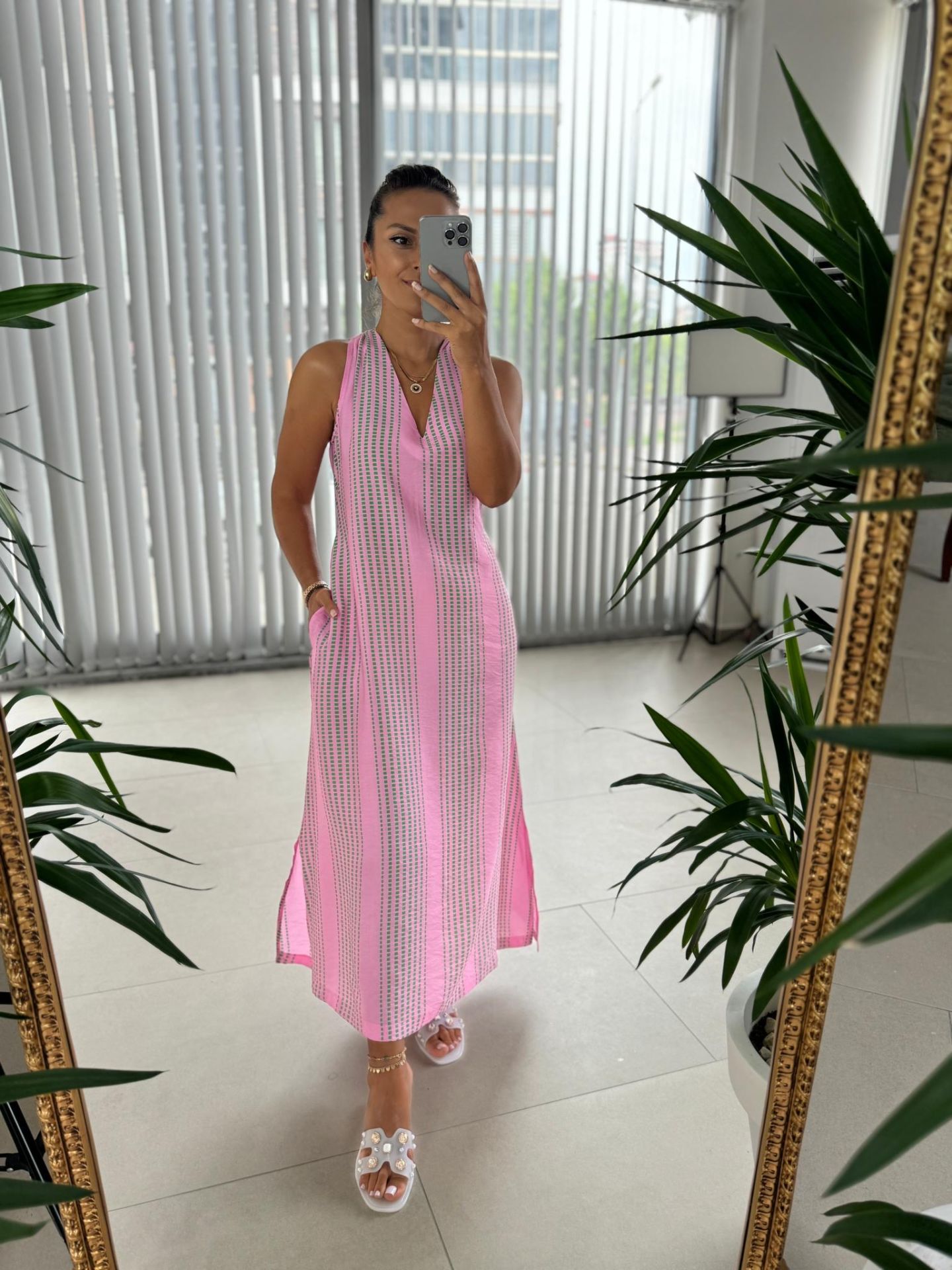Ms Omuz Büzgülü V Yaka Pembe Elbise