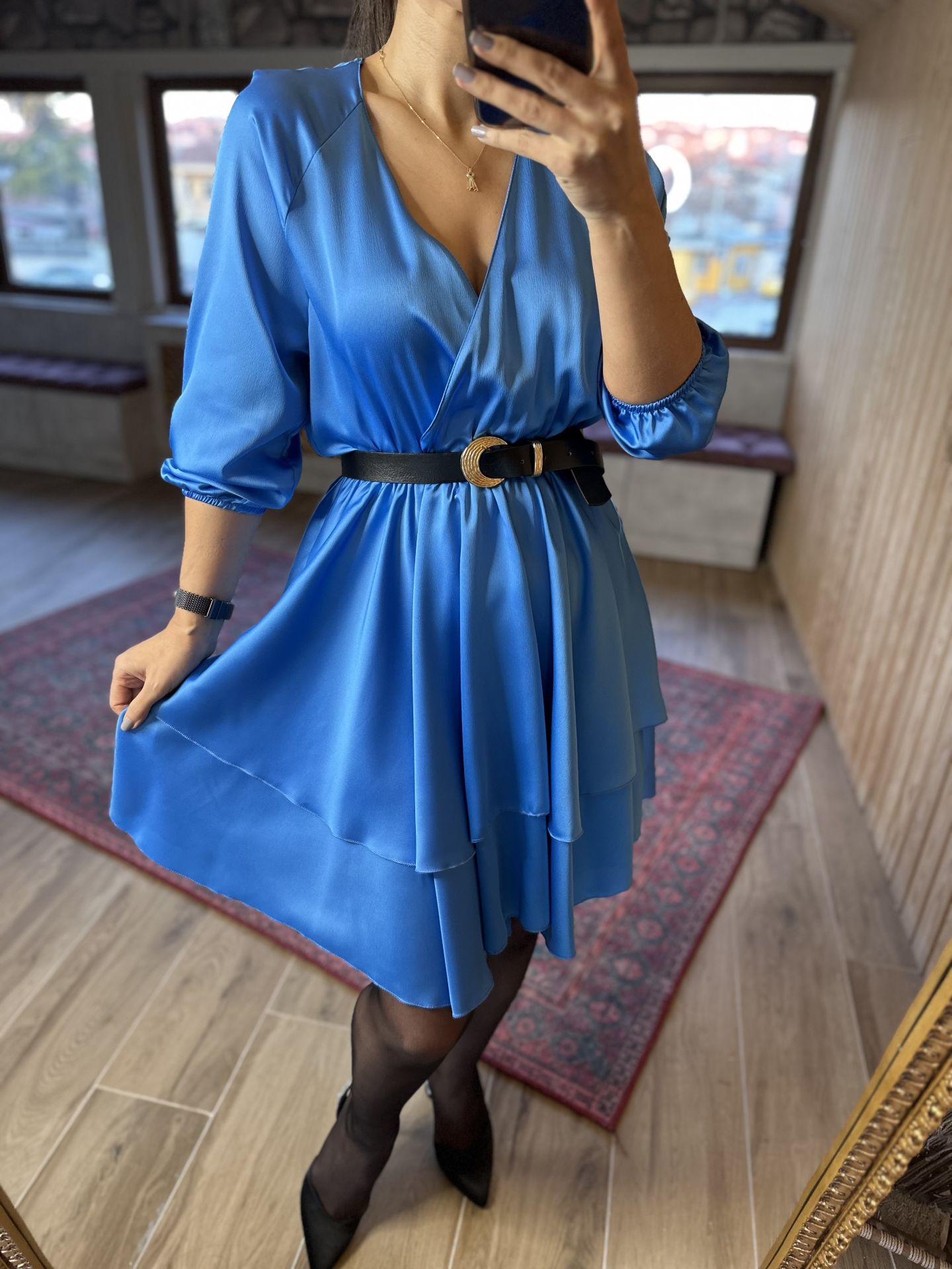 Mavi kat kat saten elbise