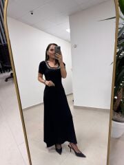 Kare Yaka Gümüş Droplu Çelik Siyah Triko Elbise