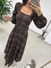 Rn 35551 Kare Yaka Ekoseli Kemerli Elbise