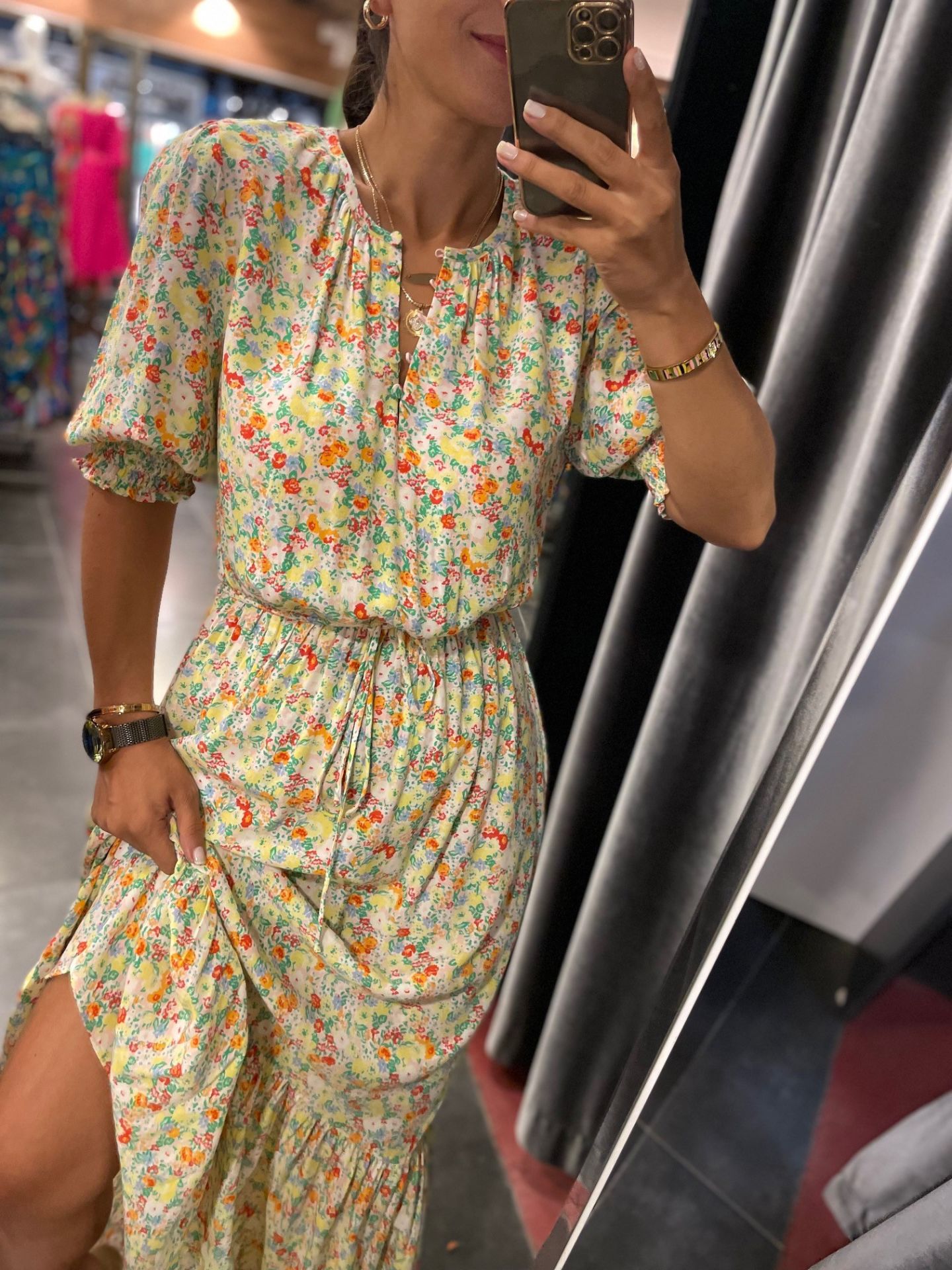 Turuncu çiçekli maxi boy elbise