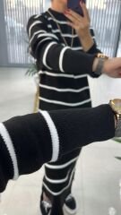 Siyah Çizgili Bisiklet Yaka Triko elbise