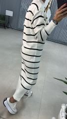 Beyaz Çizgili Bisiklet Yaka Triko elbise