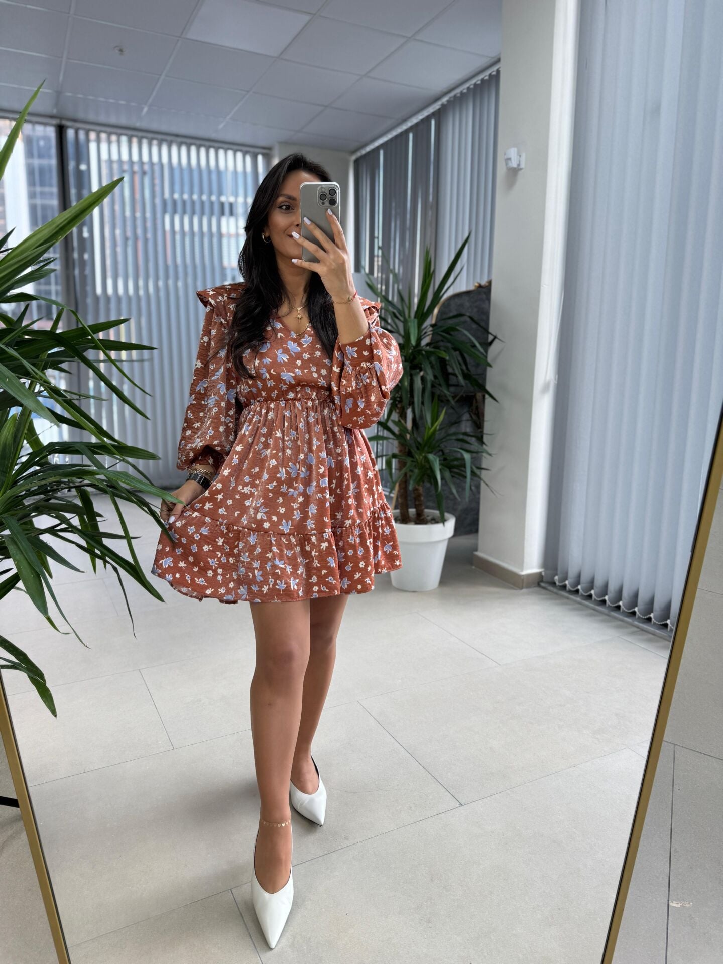 Cr 1537 Mavi Çiçekli V Yaka Elbise