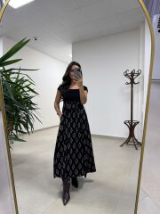 Ms 243 Kare Yaka Siyah Desenli Kısa Kol Elbise