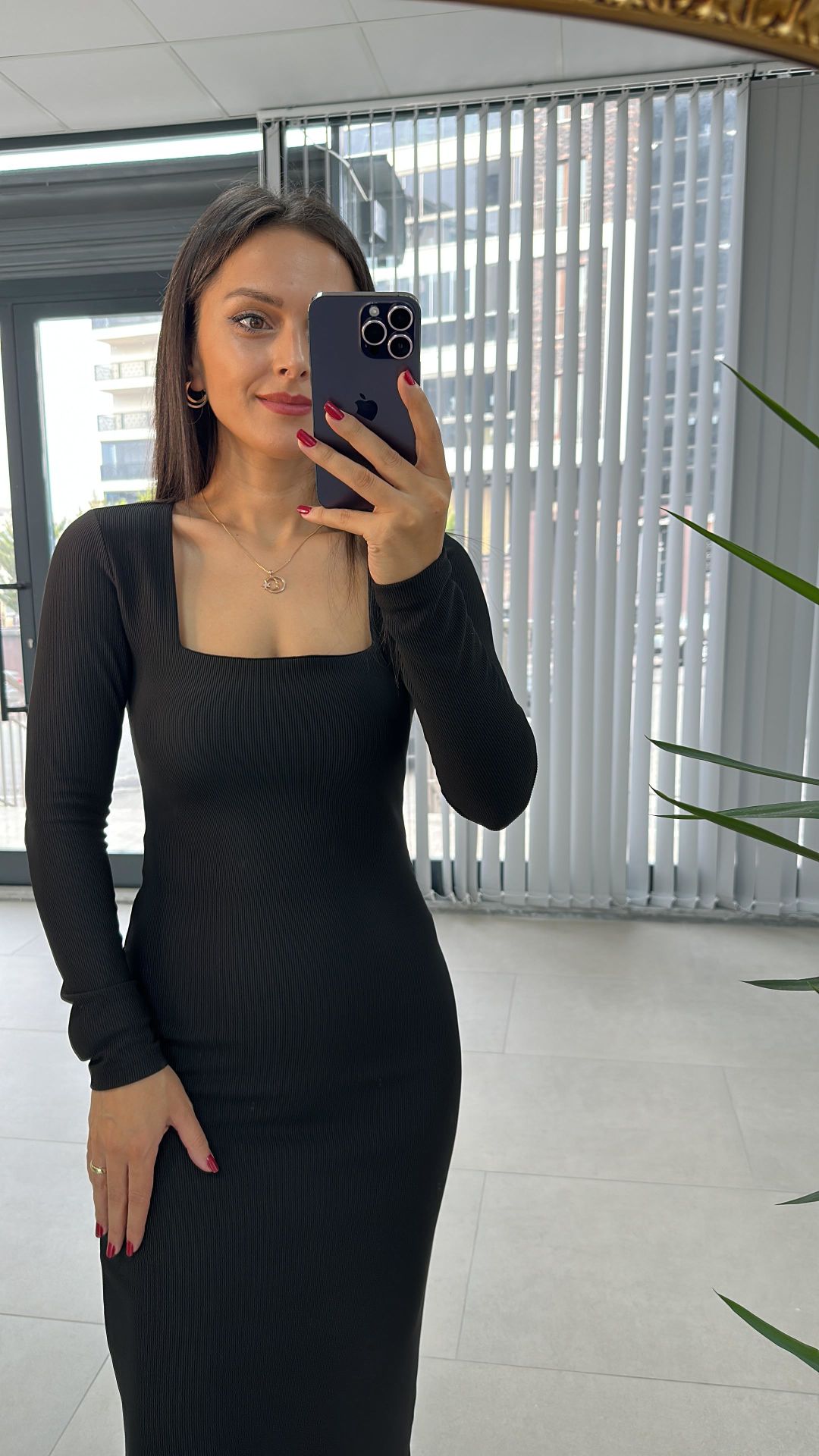 Mz Kare Yaka Siyah Kalem Elbise