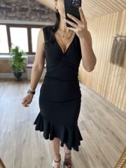 Eteği verev tasarım elbise
