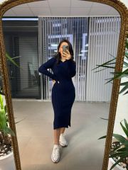 Polo Yaka Çift Yırtmaçlı Laci Triko Elbise