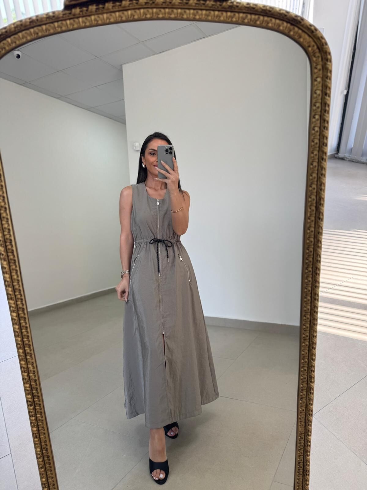 Nx 2835 Bel Bağlama Detaylı Fermuarlı Çağla Yeşili Elbise