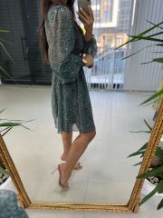 Mein 3391 grün gepunktetes Chiffonkleid