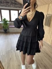 Kol bağlama detaylı mini elbise