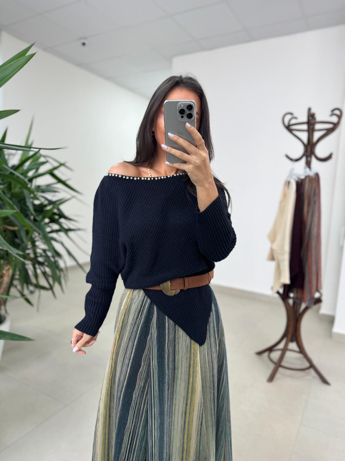 Mz 22849 Laci Kayık Yaka Taşlı Triko