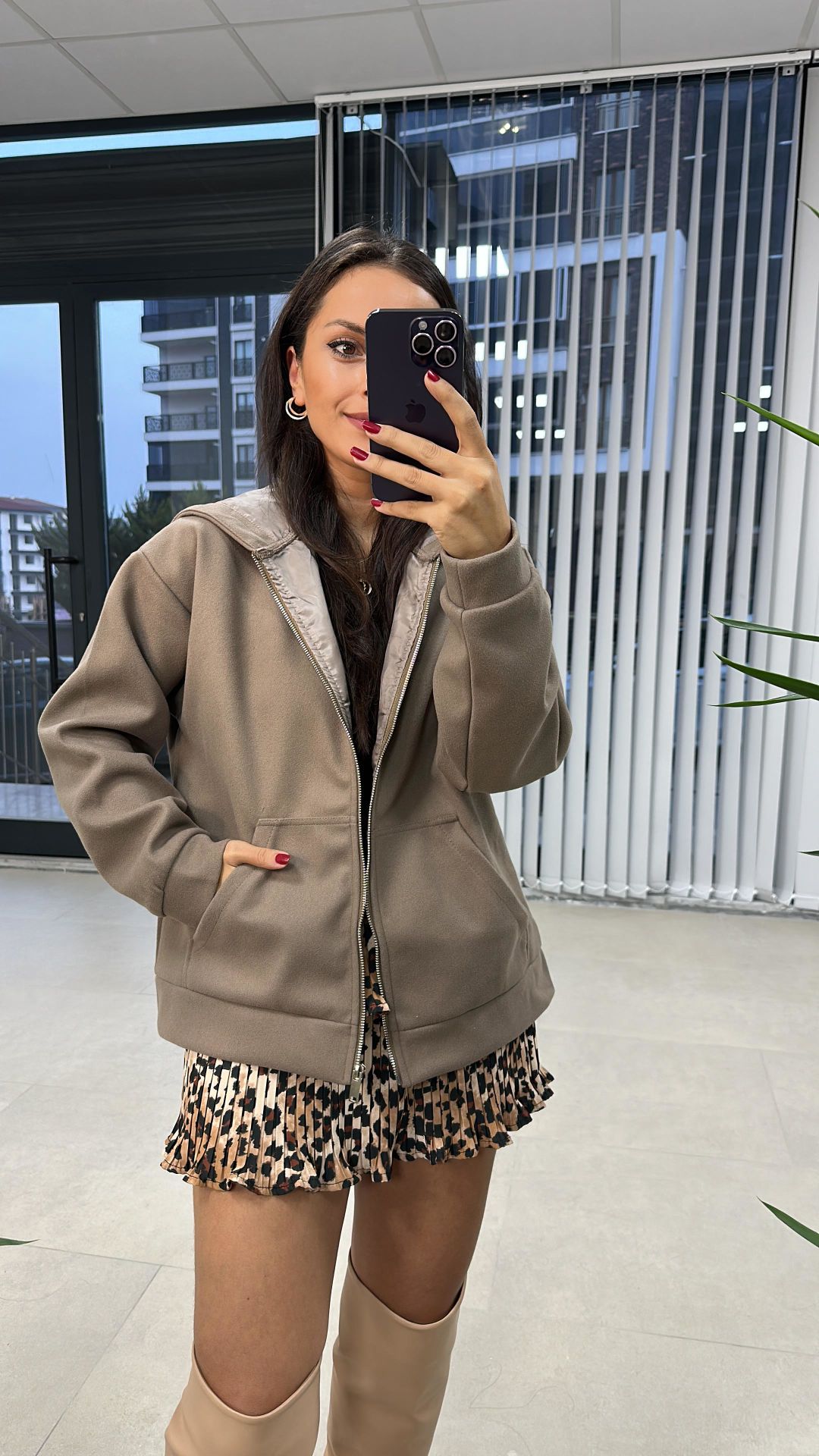 Kaşe Kapüşonlu Vizon Mont