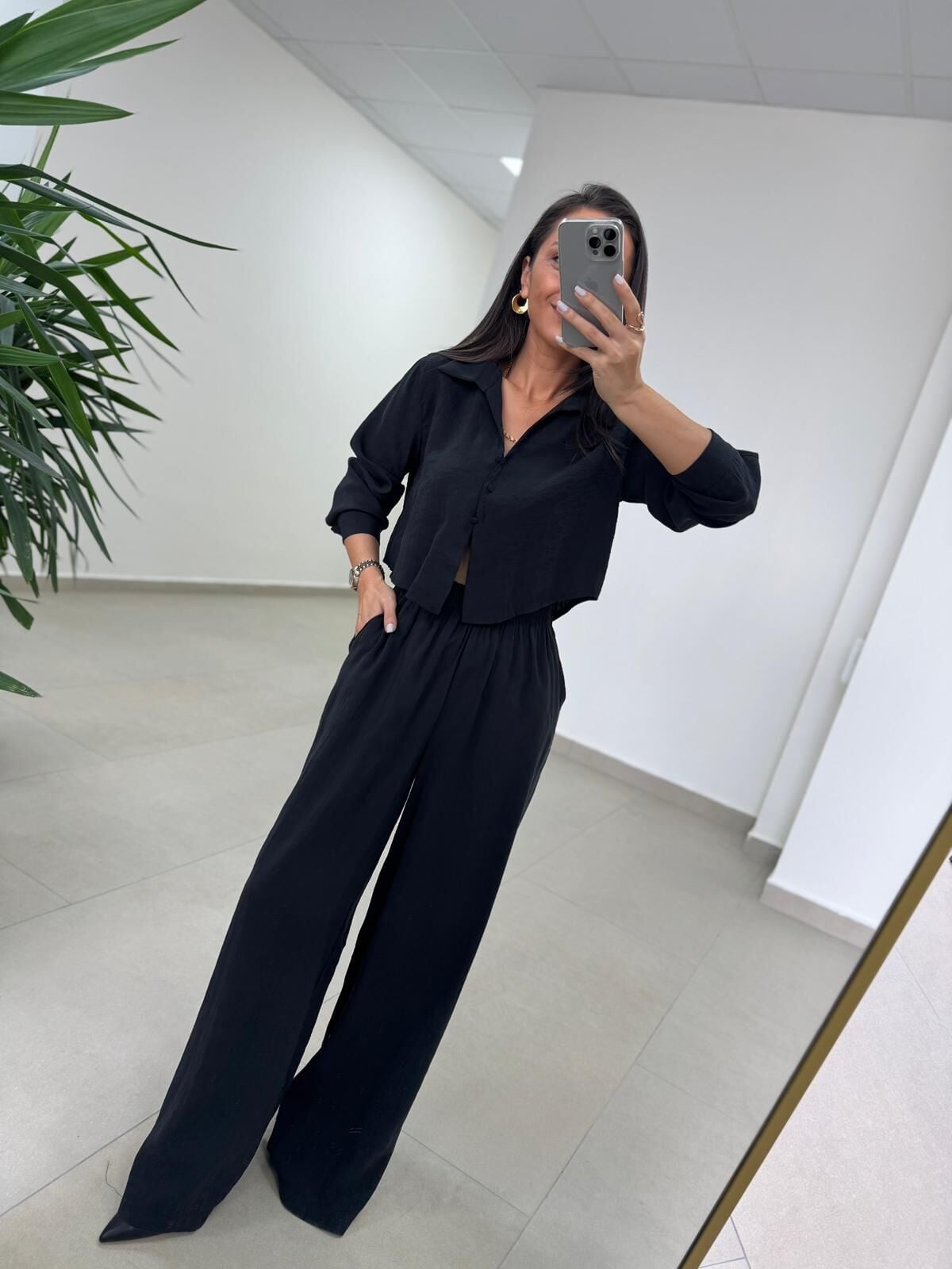 Fp 50960 Siyah Üç Düğmeli Gömlekli Takım