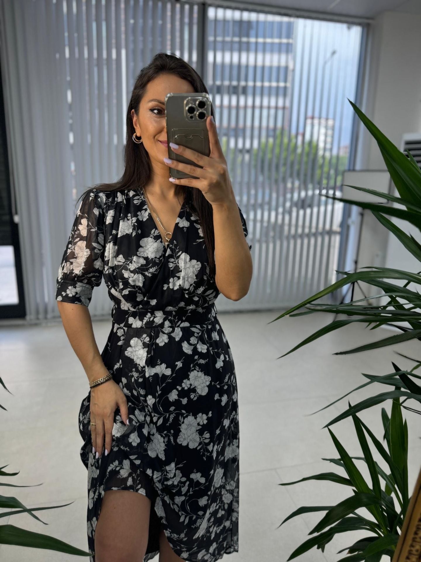 Mc 5740 Kruvaze Çiçekli Siyah Şifon Elbise