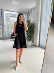 Bb 29983 Siyah Kolsuz Fisto Detaylı Elbise