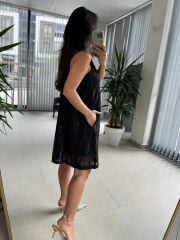 Bb 29983 Siyah Kolsuz Fisto Detaylı Elbise