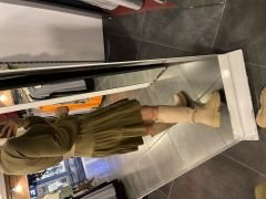 Weiches Khakikleid der Marke Orj