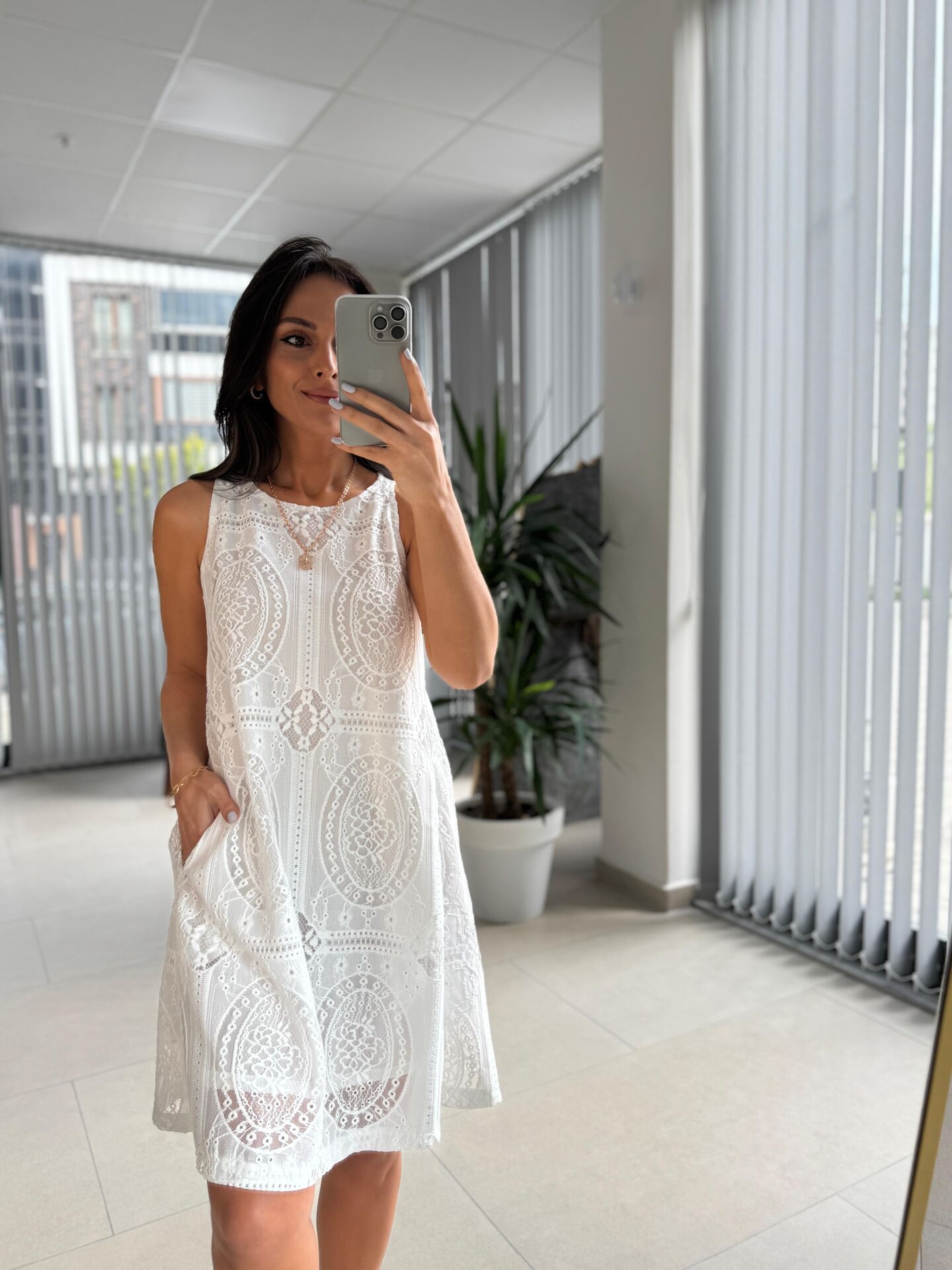 Bb 29983 Ekru Kolsuz Fisto Detaylı Elbise